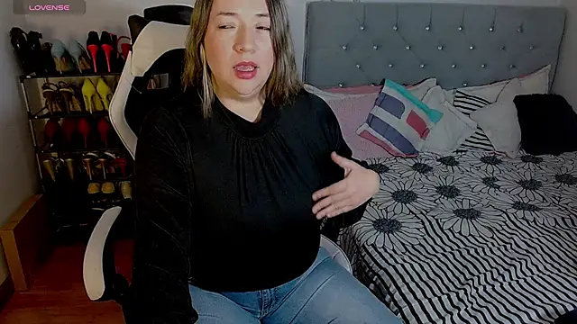 isabella rossse online show from November 5, 12:49 pm