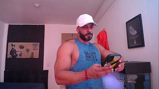 romeolovedark online show from January 8, 9:23 pm