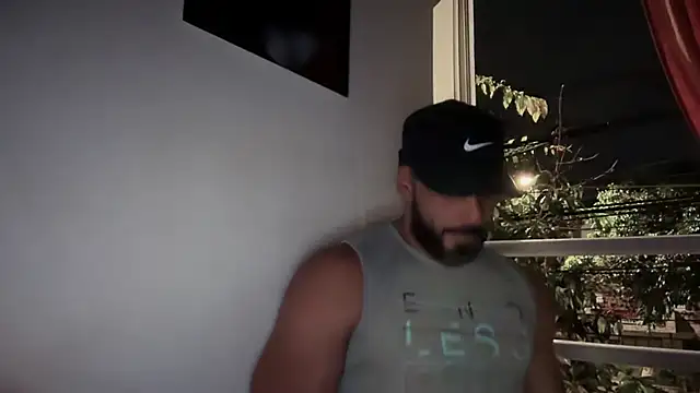 romeolovedark online show from November 3, 6:25 am