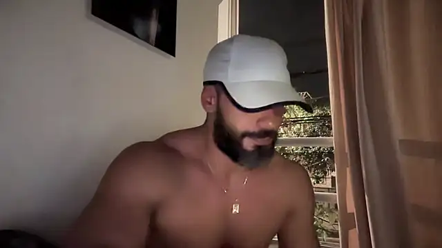 romeolovedark online show from January 12, 6:18 am