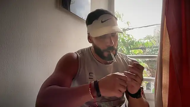 romeolovedark online show from February 25, 7:23 pm