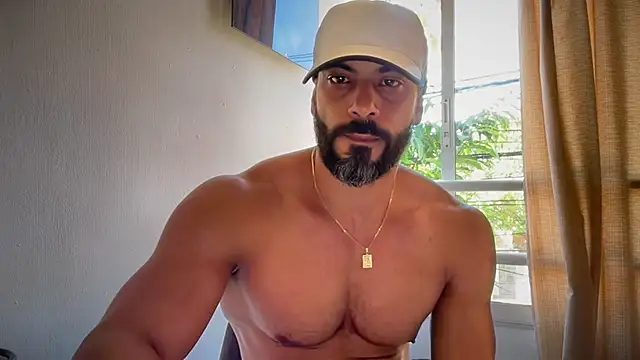 romeolovedark online show from May 31, 2:13 pm