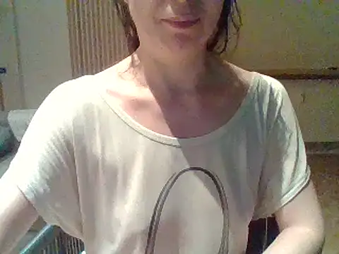 Moi Lina online show from July 24, 9:02 pm