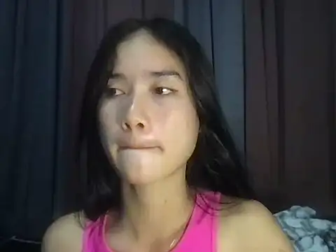 Snapshot of ShinningEthene chatting on January 8, 8:27 am ShinningEthene online show from January 8, 8:27 am