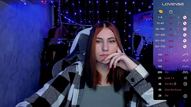 Snapshot of dj_eban_ chatting on December 6, 1:51 am dj eban  online show from December 6, 1:51 am
