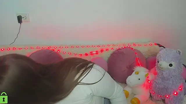 Snapshot of NataliEvans chatting on December 10, 9:11 pm NataliEvans online show from December 10, 9:11 pm