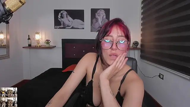 Mariana Joness online show from March 21, 6:38 am