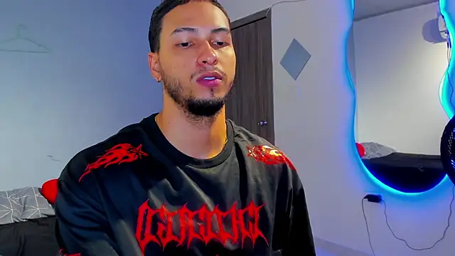 Kris Khalifa69 online show from February 4, 2:56 pm