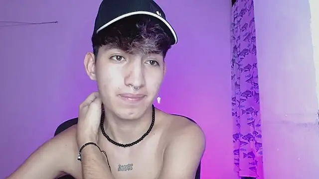 littlextreme online show from February 26, 9:21 am