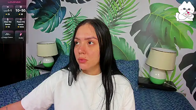 Snapshot of brianna_196 chatting on October 3, 3:42 pm brianna 196 online show from October 3, 3:42 pm