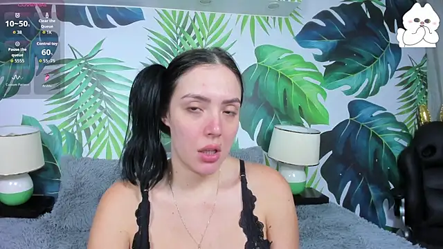 Snapshot of brianna_196 chatting on November 19, 7:58 pm brianna 196 online show from November 19, 7:58 pm