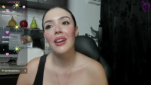 Snapshot of brianna_196 chatting on January 16, 7:40 pm brianna 196 online show from January 16, 7:40 pm