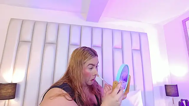 aandreaperez online show from April 16, 2:07 pm