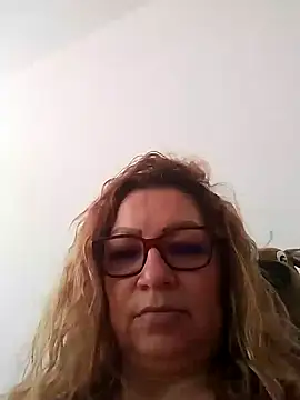 Snapshot of gisela27 chatting on January 26, 7:09 pm gisela27 online show from January 26, 7:09 pm