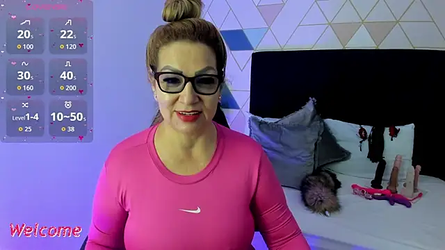 Snapshot of gisela27 chatting on October 21, 12:50 pm gisela27 online show from October 21, 12:50 pm