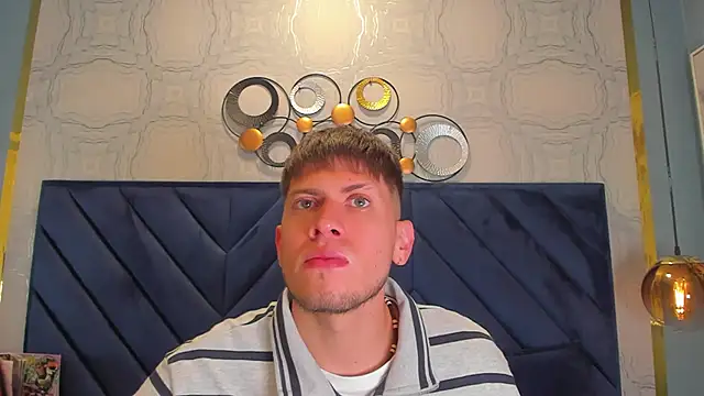 SebastianMaximoff online show from December 31, 12:15 pm