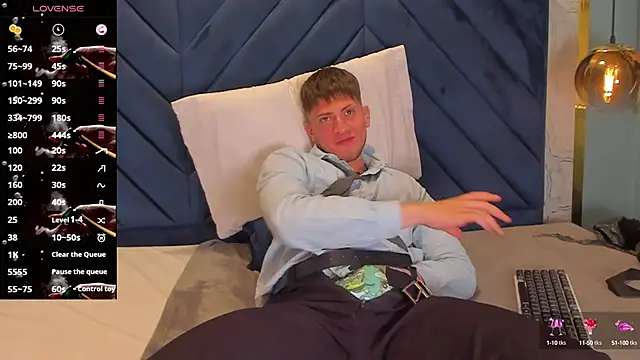 SebastianMaximoff online show from January 11, 2:58 pm