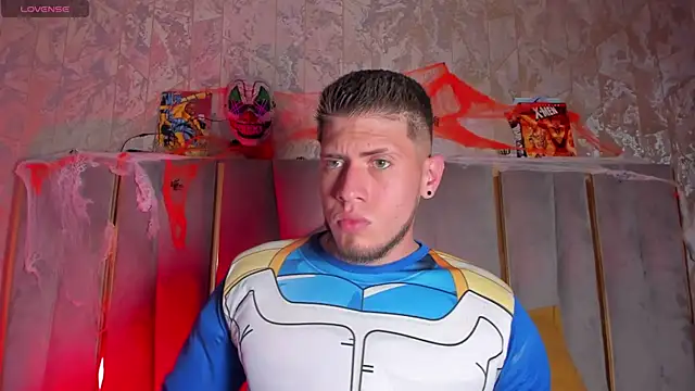 SebastianMaximoff online show from October 31, 7:37 pm