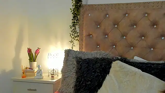 Lissa gray online show from January 11, 4:27 am