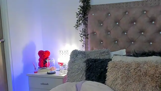 Lissa gray online show from February 24, 3:12 am