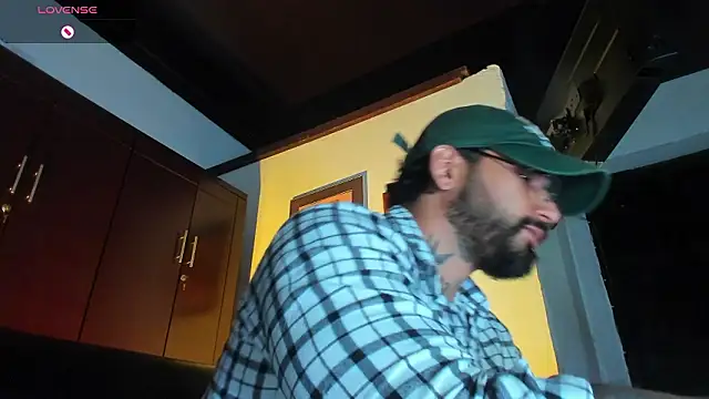 CamiloGray  online show from February 25, 3:10 pm