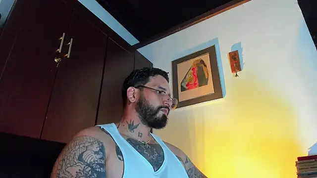 CamiloGray  online show from May 22, 3:17 pm