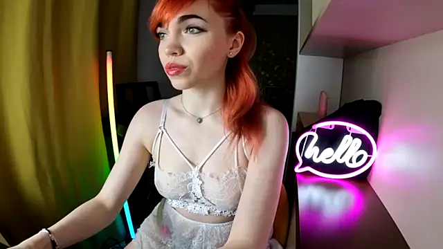 Snapshot of olivka-flower chatting on February 18, 9:00 pm olivka-flower online show from February 18, 9:00 pm