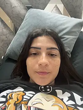 cutesarah  online show from January 18, 1:30 am