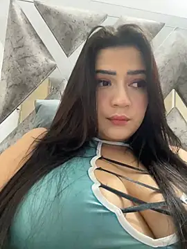 cutesarah  online show from January 20, 1:50 am