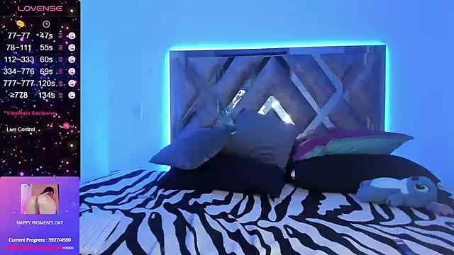 cutesarah  online show from March 17, 3:57 am