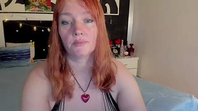 Snapshot of SinFulTitsDD chatting on January 27, 7:13 pm SinFulTitsDD online show from January 27, 7:13 pm