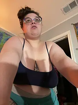 Snapshot of ItsBunniBabe chatting on June 26, 1:43 am ItsBunniBabe online show from June 26, 1:43 am