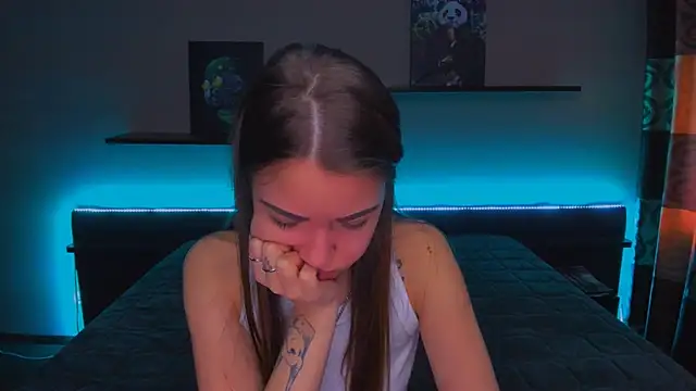 AlexaBarkley online show from March 21, 3:12 am