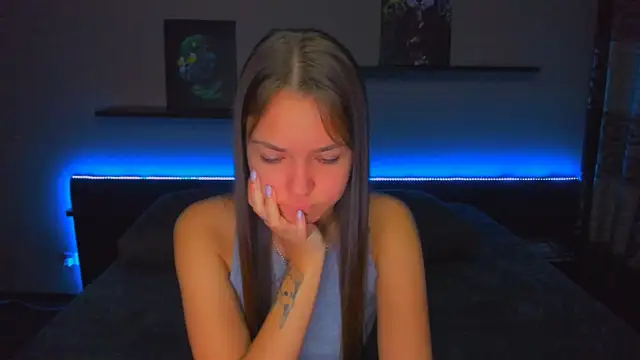 AlexaBarkley online show from December 19, 12:17 am