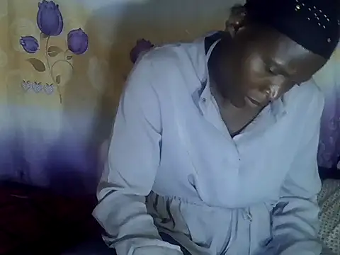 cute-shamza online show from April 6, 4:32 am