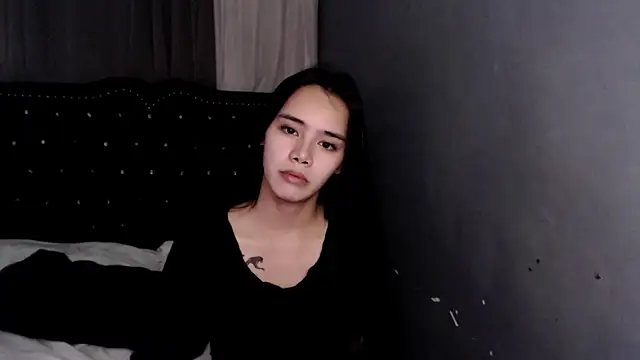 shecutie69 online show from August 7, 12:12 am