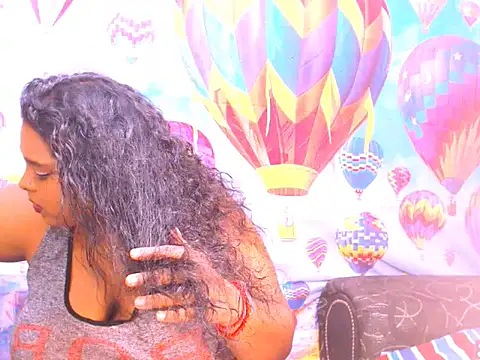 Indianfairy99 online show from January 24, 5:00 pm