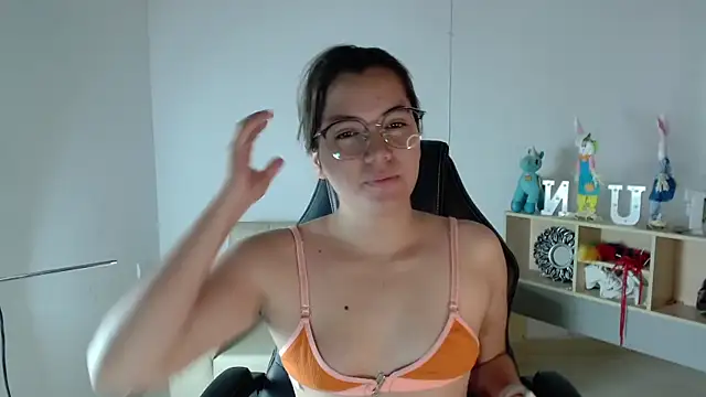 Gretten wright online show from December 16, 1:32 pm