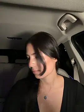 clairewntr online show from October 30, 7:36 pm