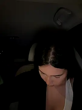 clairewntr online show from December 2, 8:26 pm