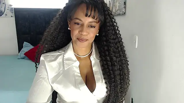 yeli xxx online show from June 11, 7:23 pm