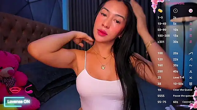 Jasmine Elcock online show from April 2, 3:31 pm