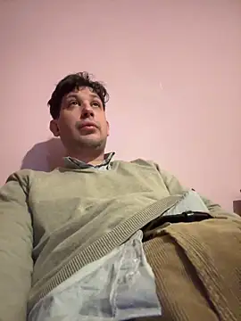 Snapshot of Taxidriver1988 chatting on January 9, 5:00 pm Taxidriver1988 online show from January 9, 5:00 pm