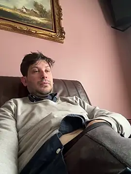 Snapshot of Taxidriver1988 chatting on January 15, 9:45 am Taxidriver1988 online show from January 15, 9:45 am