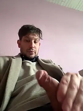 Snapshot of Taxidriver1988 chatting on January 16, 1:47 pm Taxidriver1988 online show from January 16, 1:47 pm