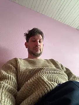 Snapshot of Taxidriver1988 chatting on January 17, 10:00 am Taxidriver1988 online show from January 17, 10:00 am