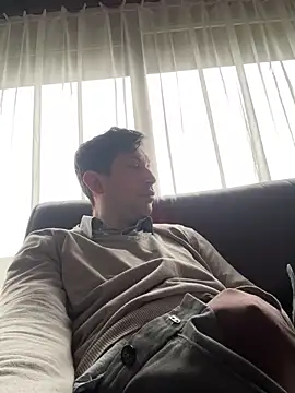 Snapshot of Taxidriver1988 chatting on February 11, 9:42 am Taxidriver1988 online show from February 11, 9:42 am