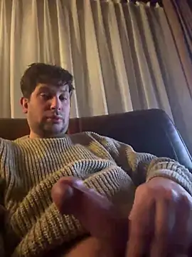 Snapshot of Taxidriver1988 chatting on February 15, 11:47 pm Taxidriver1988 online show from February 15, 11:47 pm