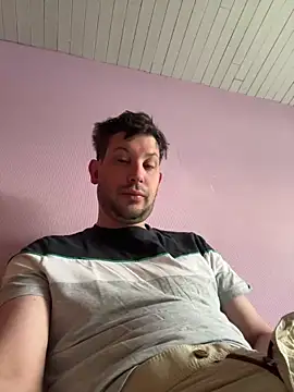 Snapshot of Taxidriver1988 chatting on March 10, 2:16 pm Taxidriver1988 online show from March 10, 2:16 pm