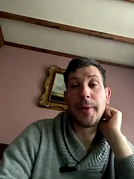 Snapshot of Taxidriver1988 chatting on November 30, 2:43 pm Taxidriver1988 online show from November 30, 2:43 pm